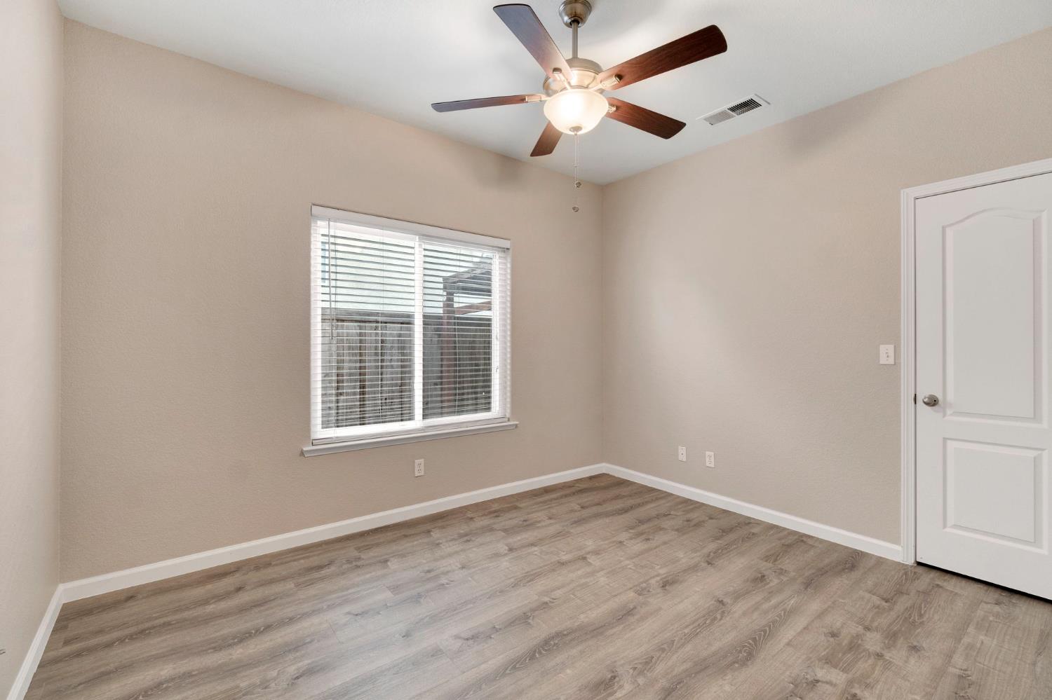 4681 W Morris Ave, Fresno, CA 93722