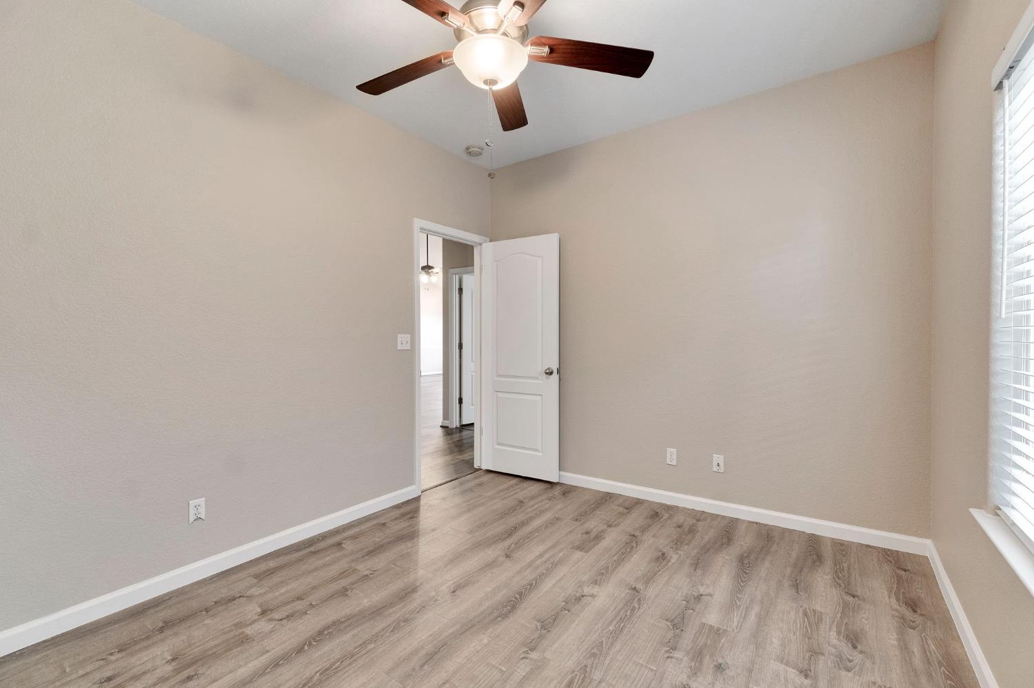 4681 W Morris Ave, Fresno, CA 93722