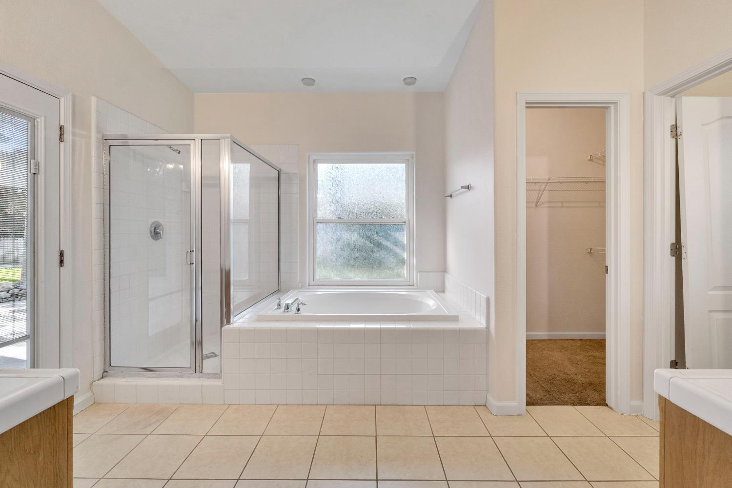 4681 W Morris Ave, Fresno, CA 93722