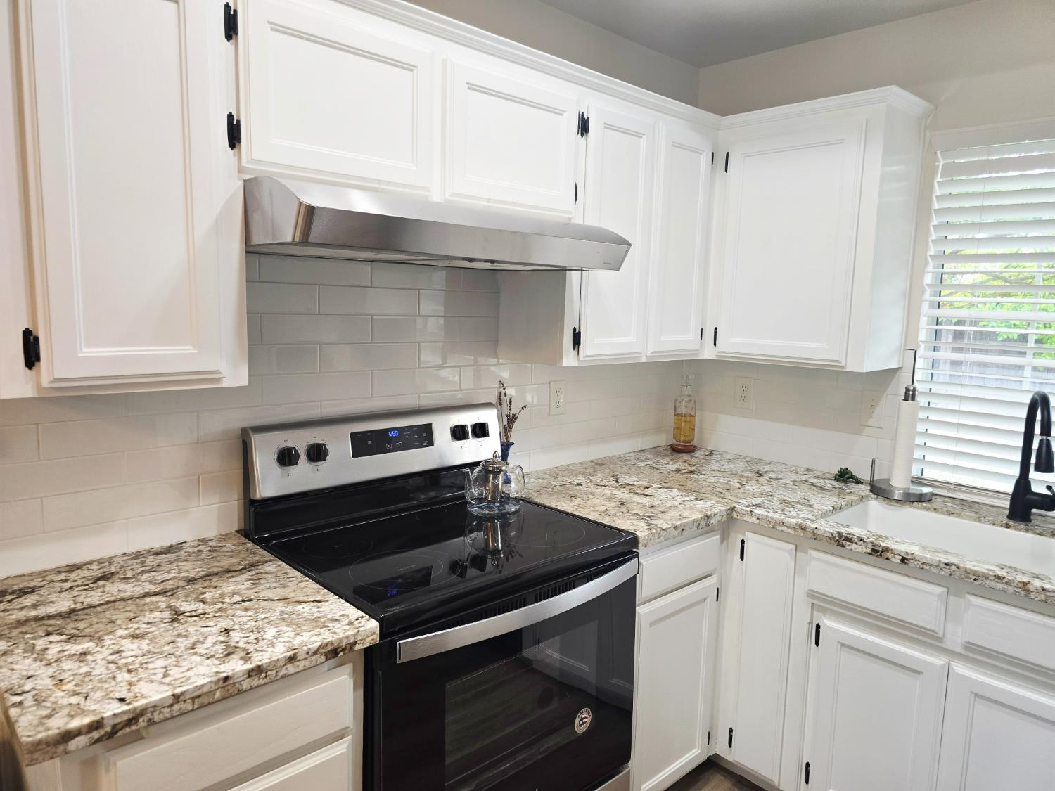 8665 N Cedar Ave #118, Fresno, CA 93720