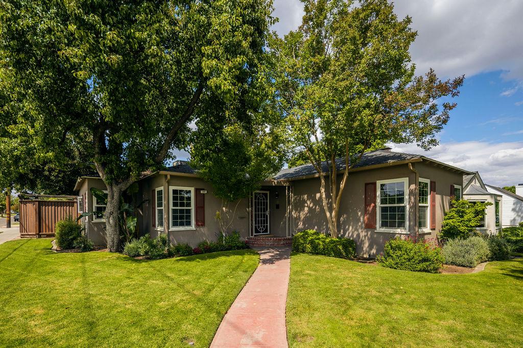 107 E Normal Ave, Fresno, CA 93704