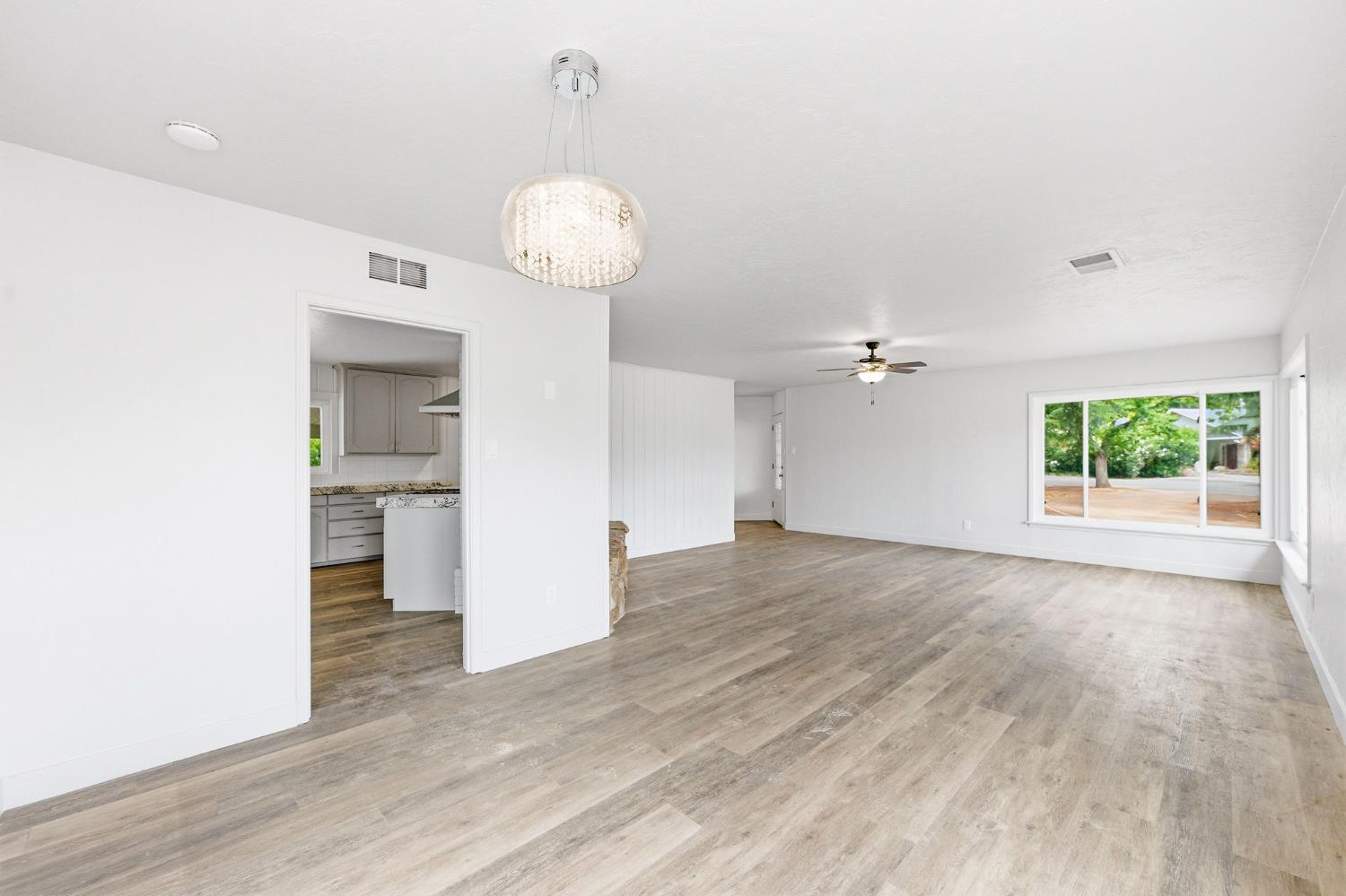 4205 Ralph Ln N, Fresno, CA 93727