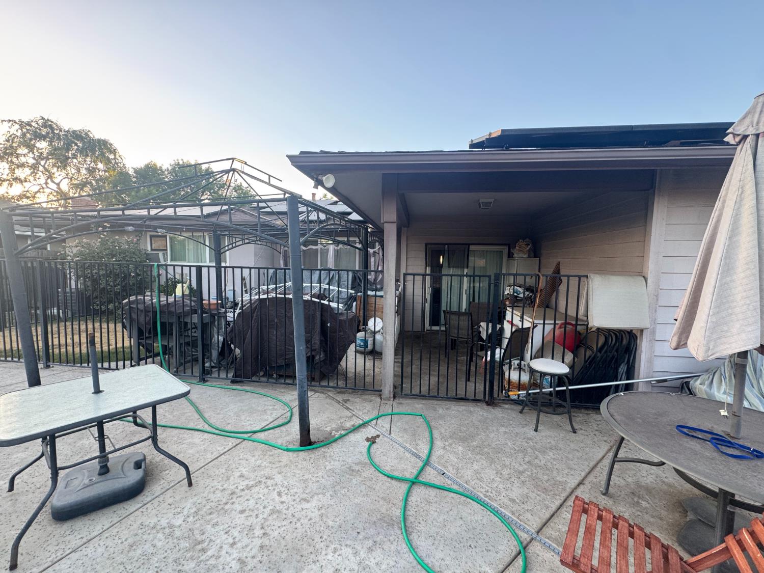 2047 E Palo Alto Ave, Fresno, CA 93710