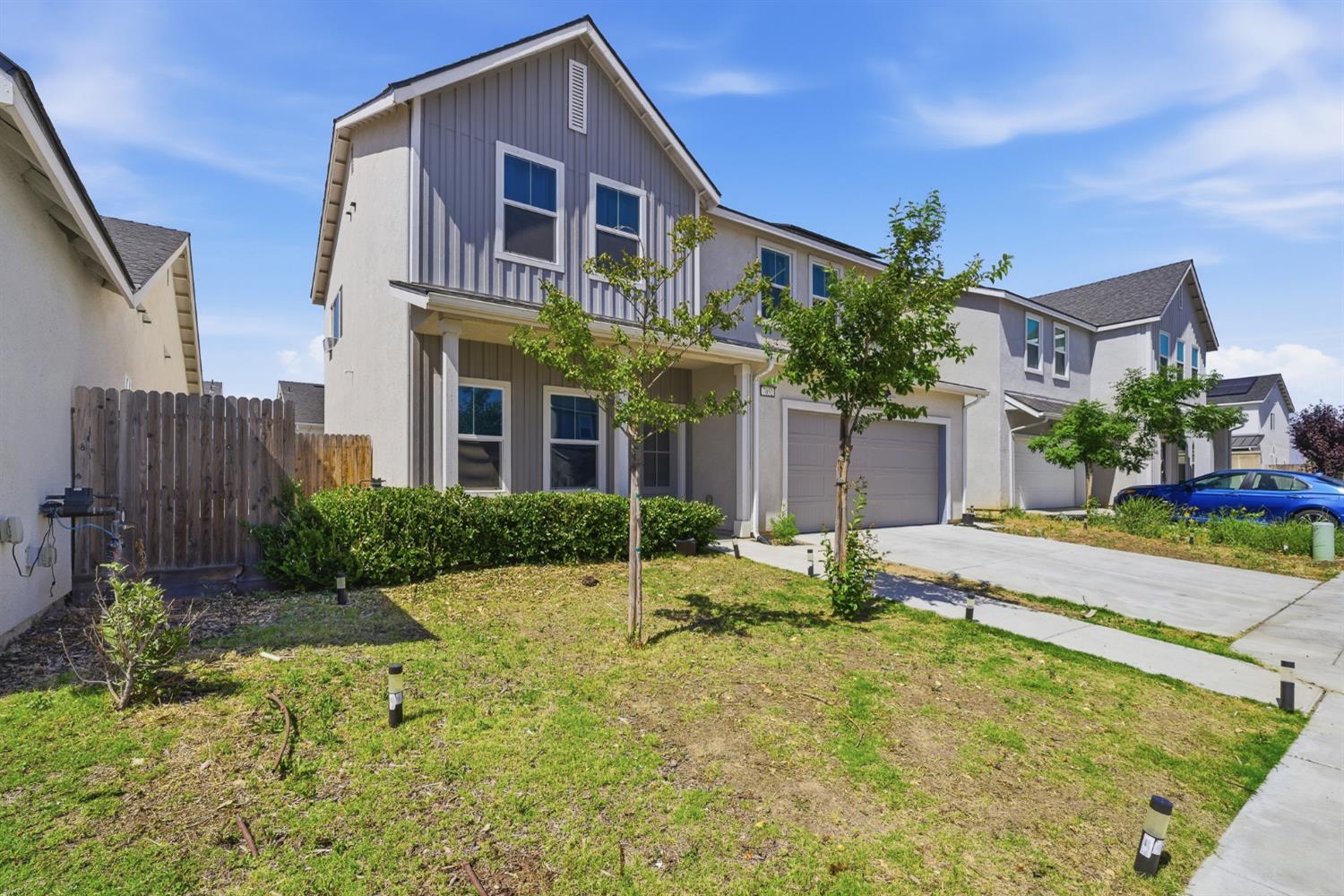 7052 W Poe Ave, Fresno, CA 93723