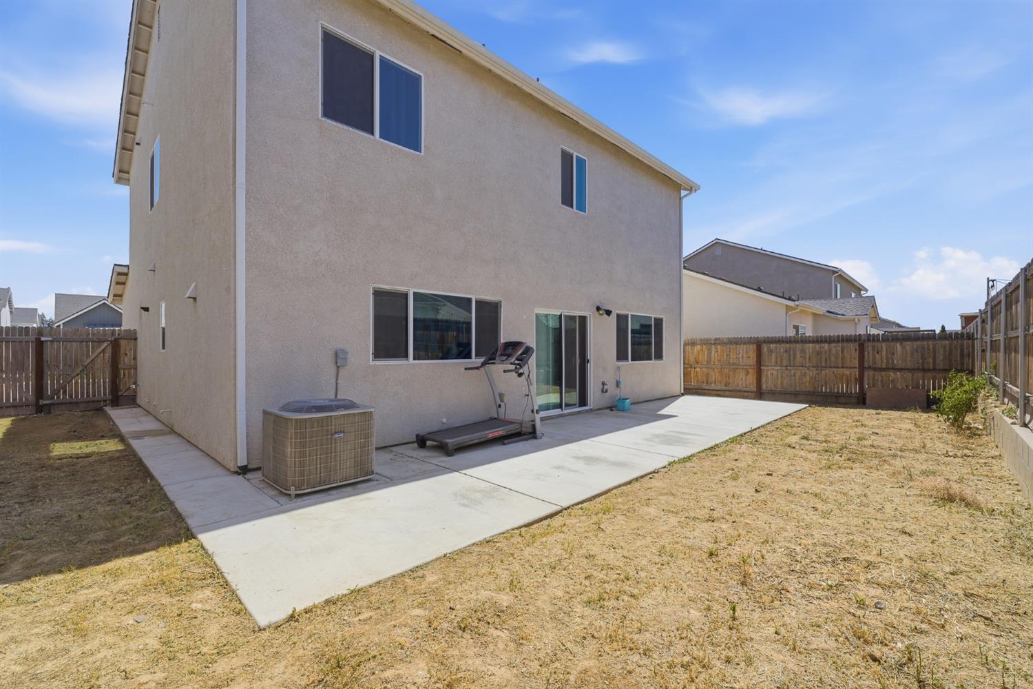 7052 W Poe Ave, Fresno, CA 93723