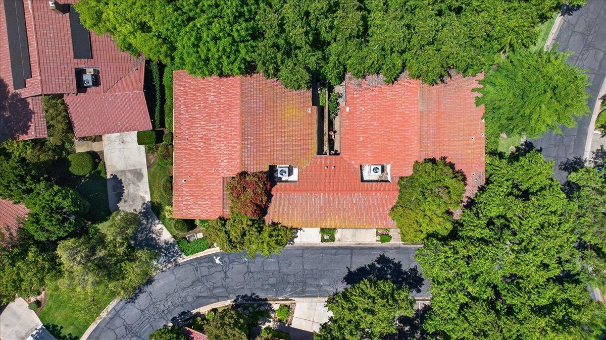 5564 N El Adobe Dr, Fresno, CA 93711