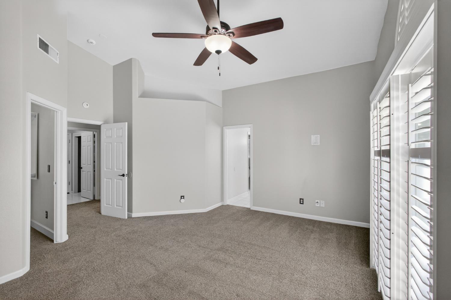 5577 W Paul Ave, Fresno, CA 93722