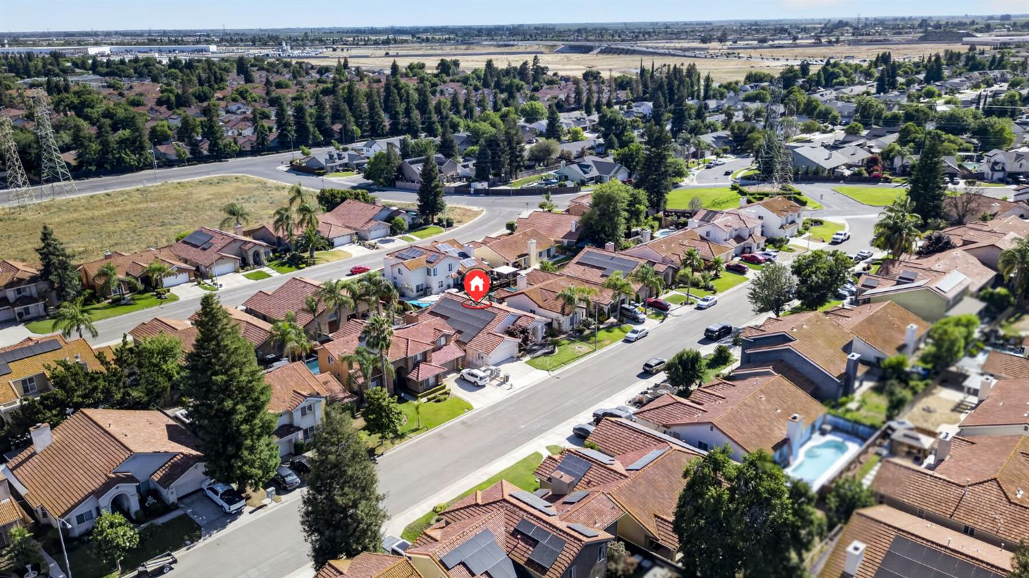 5577 W Paul Ave, Fresno, CA 93722