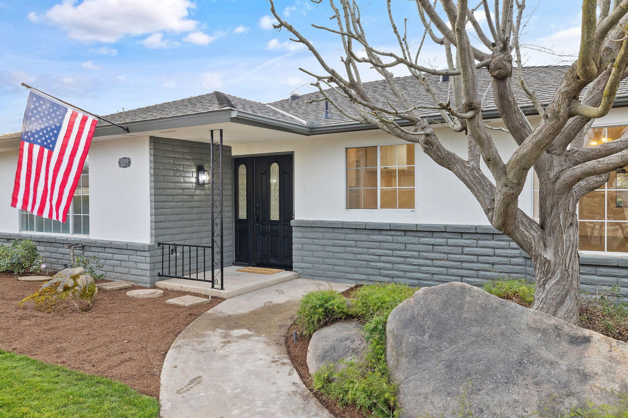 1359 W Millbrae Ave, Fresno, CA 93711