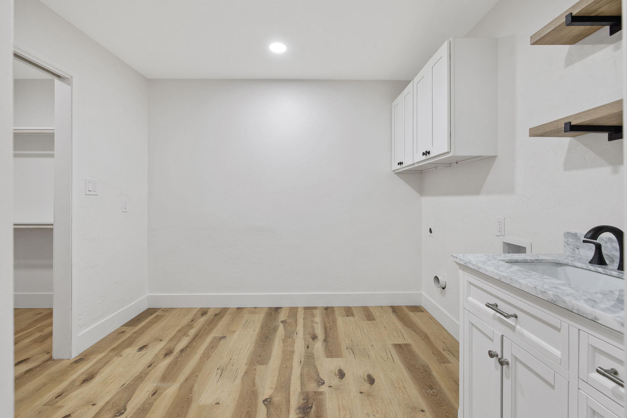 1359 W Millbrae Ave, Fresno, CA 93711