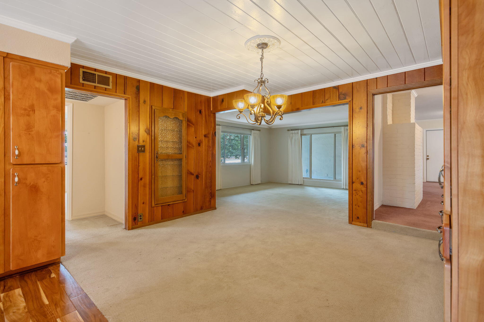 1714 N Blythe Ave, Fresno, CA 93722